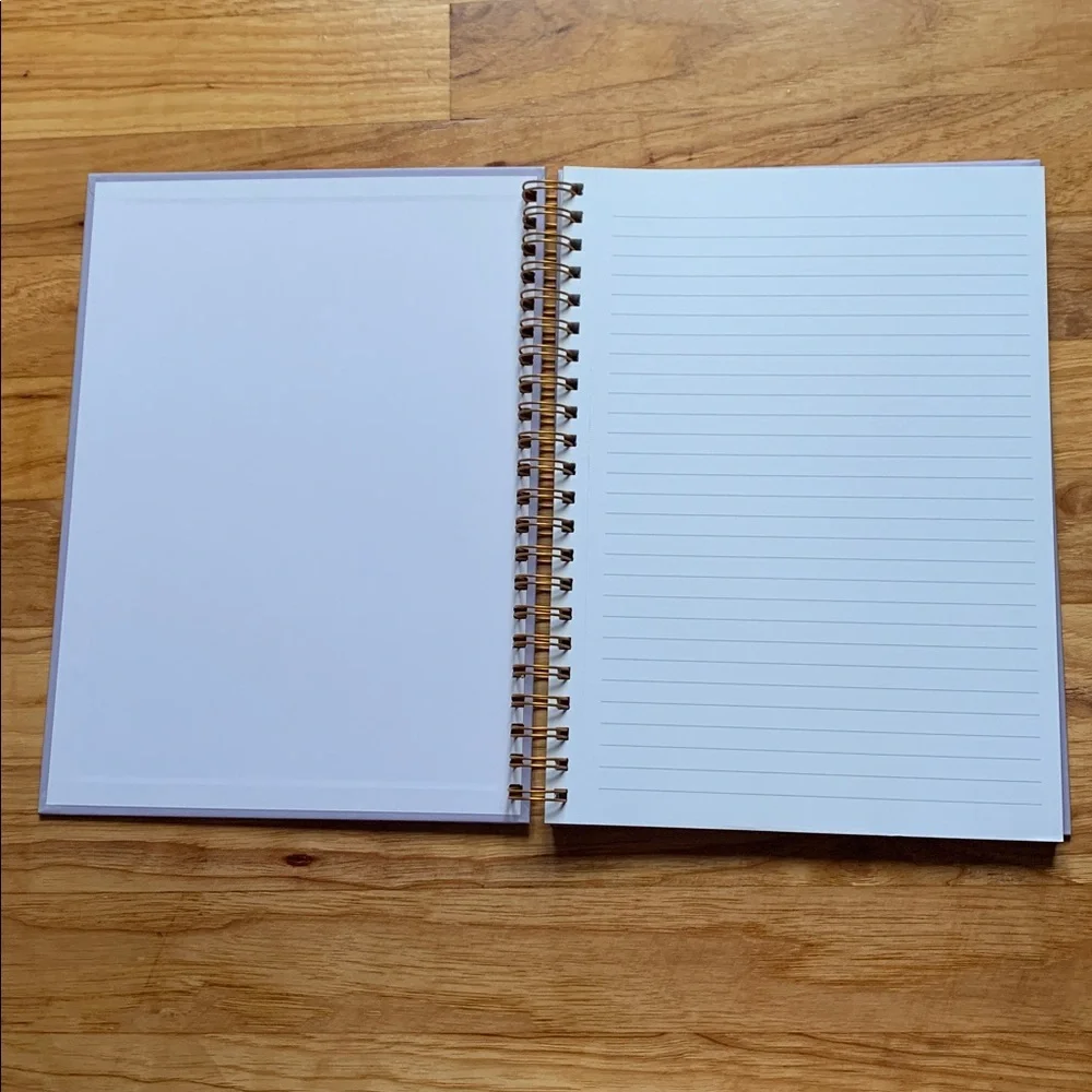 Notebook - Picture 2 of 4